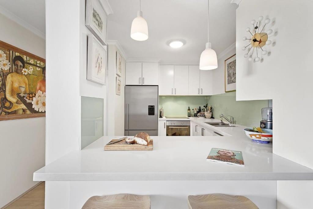 Impressive Centrally Located Penthouse Apartment Sydney